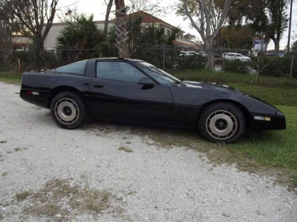 1985 Chevrolet Corvette  for Sale $9,395 