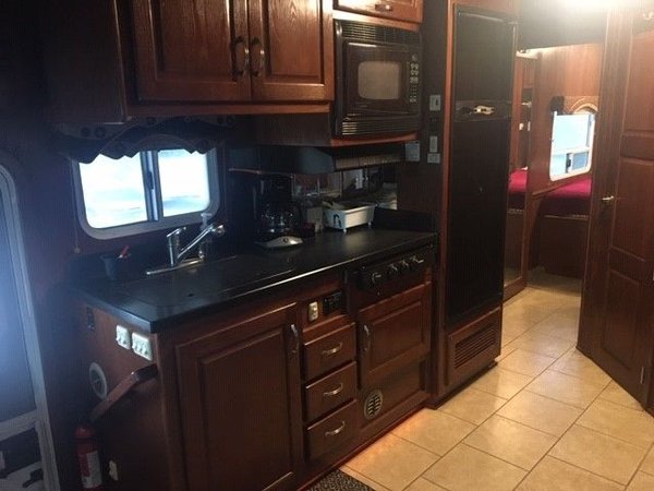 2006 Haulmark 40' Coach for Sale $124,995