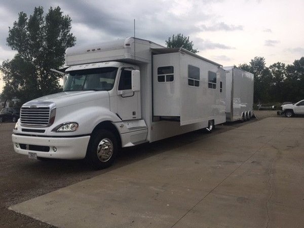 2006 Haulmark 40' Coach for Sale $124,995