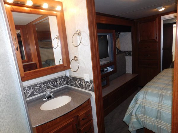 39L FLEETWOOD DISCOVERY for Sale $63,900