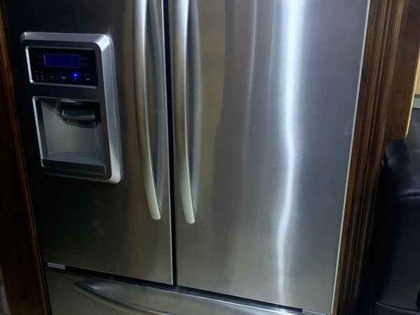 2009 Silver Crown Triple Slide, 515 Detroit, 39,000 miles
