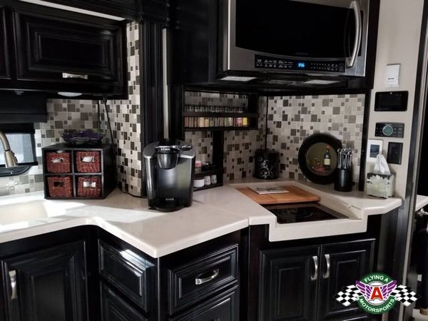 2017 Haulmark Status Motorhome