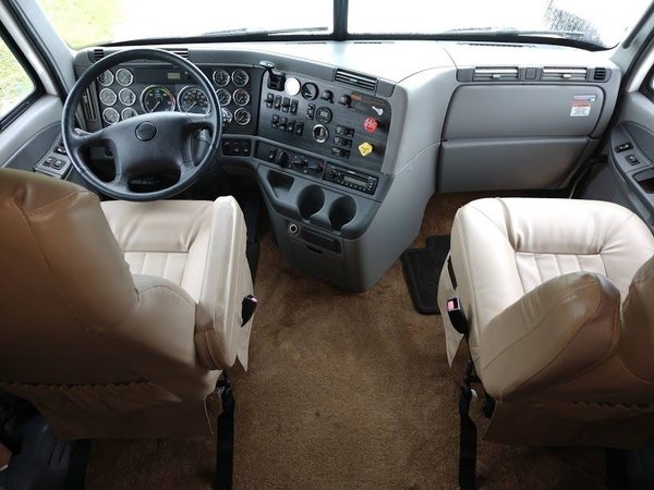 2007 Haulmark 45' Motorhome Toterhome Mercedes 450HP 2-Slide for Sale $169,900