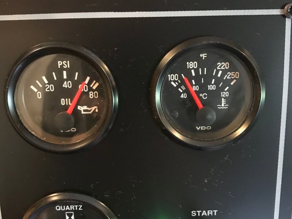 2001 Freightliner United 1410 Garage Unit for Sale $74,990
