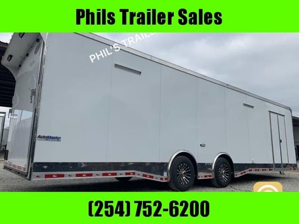 32 RACE TRAILER IN STOCK CONTINENTAL CARGO  2 LEFT   for Sale $30,999 