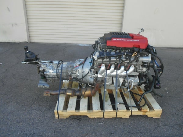 Chevrolet Camaro 6.2 LSA ZL1 585hp 013 Supercharged Engine
