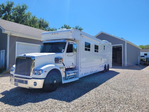 2005 HAULMARK - FREIGHTLINER CORONADO   for Sale $235,000 