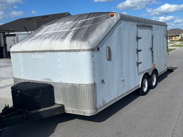 18’ Enclosed Car trait  for Sale $3,800 