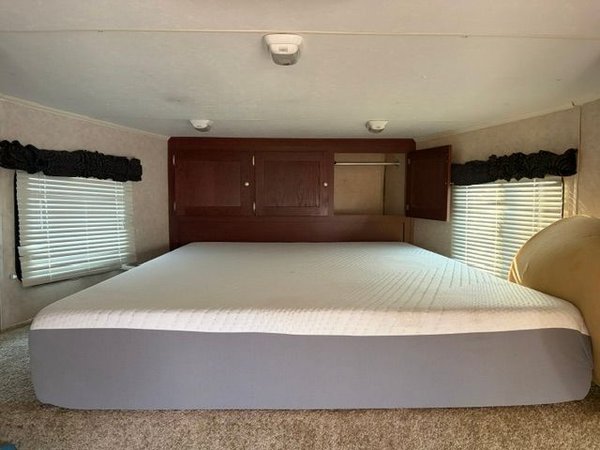 Vintage 44' LQ Race Trailer 2016  for Sale $49,000 
