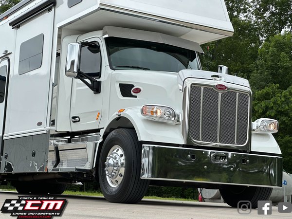 2022 Peterbilt SportDeck Motorhome & 2019 Liftgate Trailer 