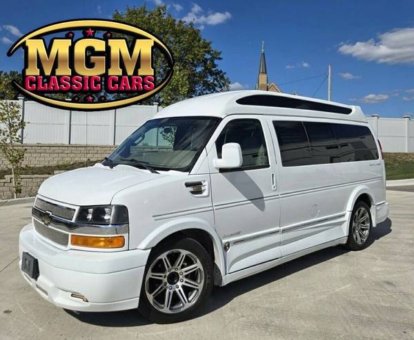 2016 Chevrolet Express  for Sale $32,994 