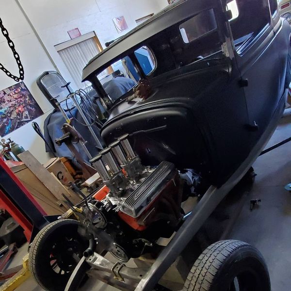 Gray's Garage Hot Rods and Customs