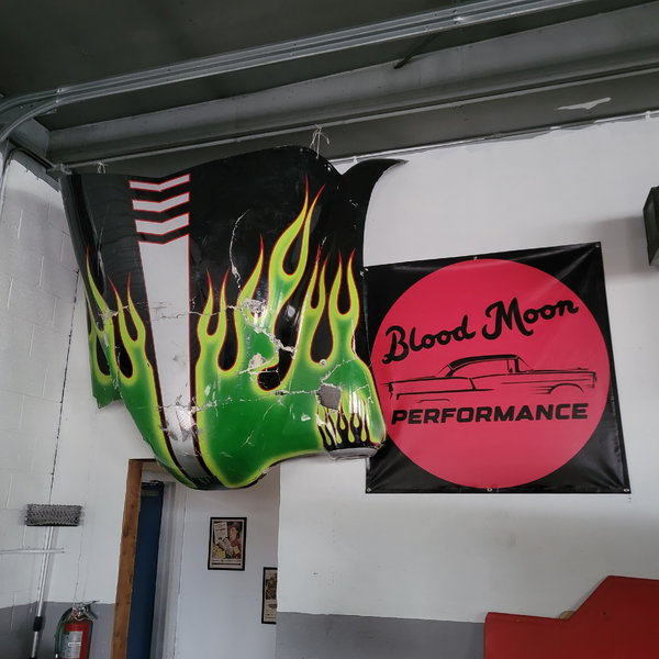 Blood Moon Performance LLC is looking for part time help! 