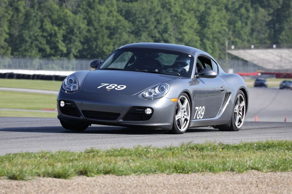 2011 Porsche Cayman - 2011 Porsche Cayman Track Car - Used - VIN wp0aa2a82bu761027 - 31,000 Miles - 6 cyl - 2WD - Manual - Coupe - Gray - Ann Arbor, MI 48103, United States