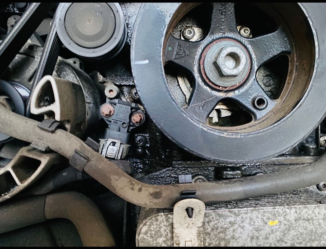 2014 Cayenne GTS V8 4.8 Oil leak Rennlist Porsche Discussion Forums