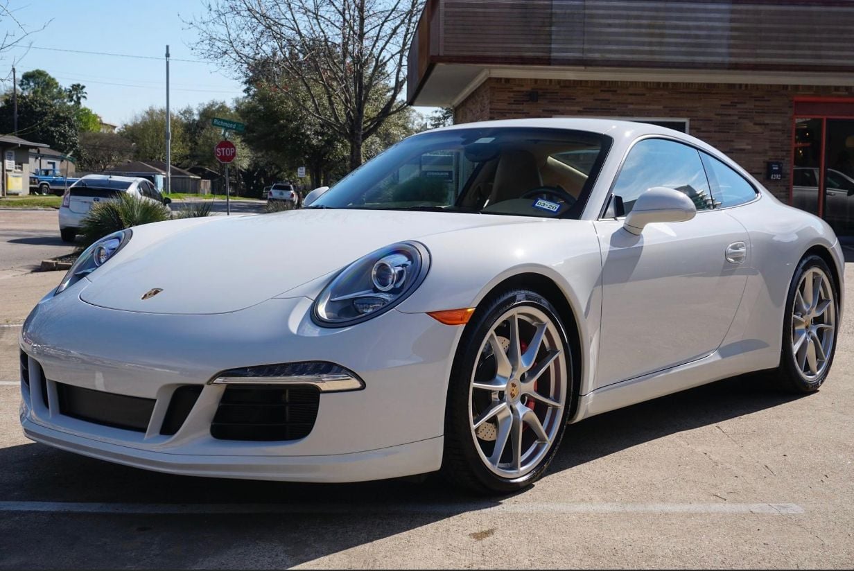 2015 Porsche 911 - 2015 911 Carerra S (Manual) - Used - VIN WP0AB2A9XFS124250 - 24,600 Miles - 6 cyl - 2WD - Manual - Coupe - White - Katy, TX 77049, United States