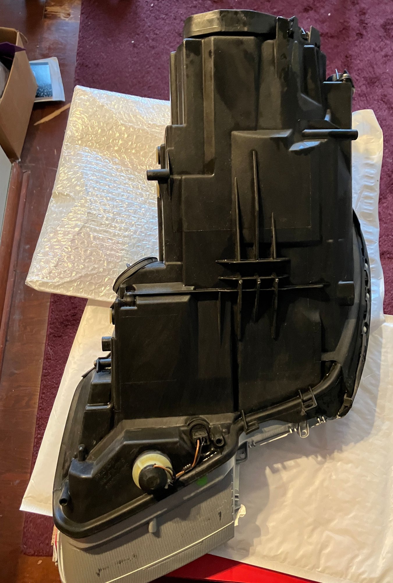 Lights - 996.1 RH headlight for parts or use as-is with visible damage otherwise VGC - Used - 1998 to 2001 Porsche 911 - 1998 to 2001 Porsche Boxster - Syracuse, NY 13211, United States