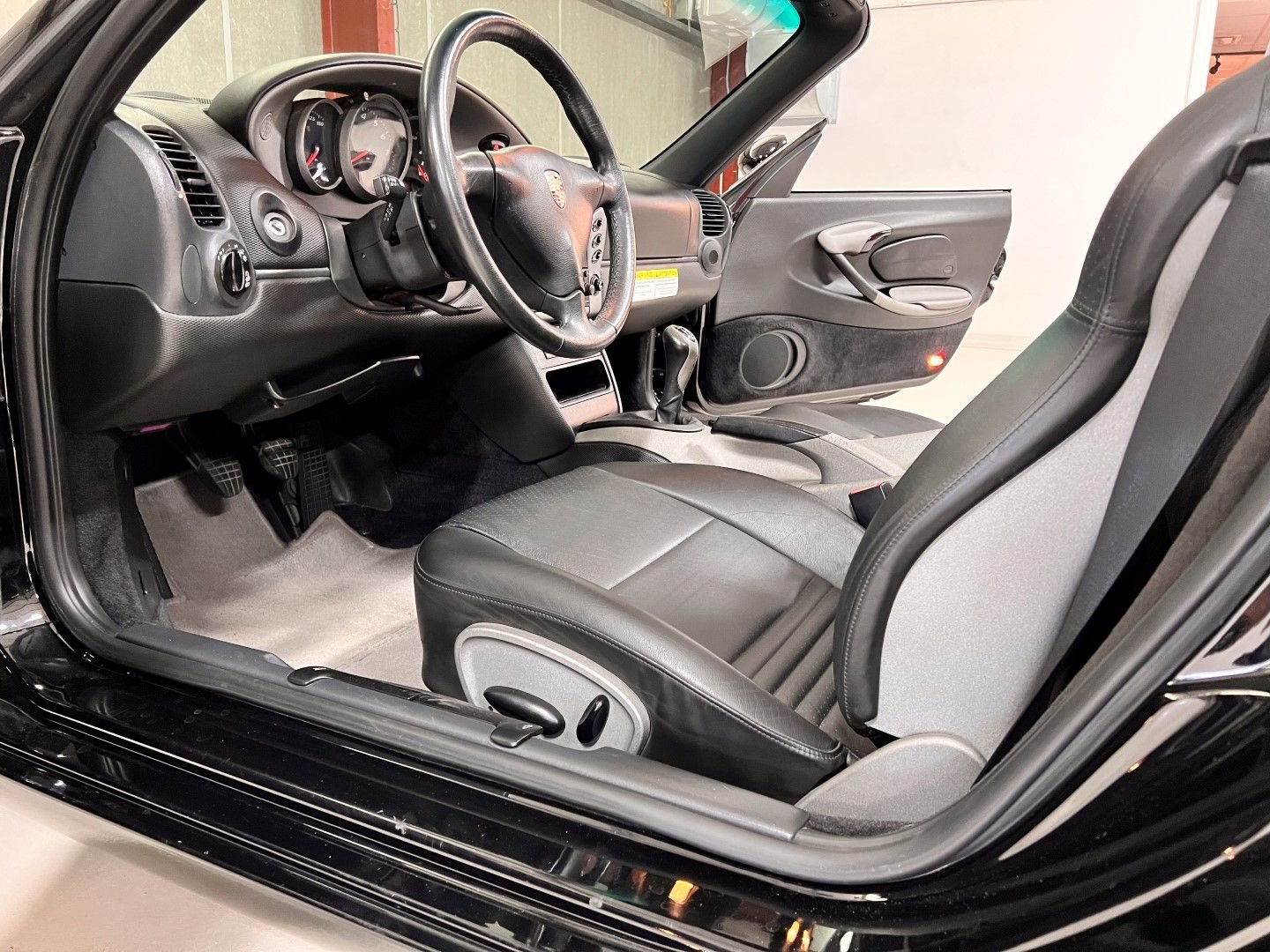 1999 Porsche Boxster - 1999 Porsche Boxster 5-speed Factory Sport Seats - Used - VIN WP0CA2981XU631633 - 31,750 Miles - 6 cyl - 2WD - Manual - Convertible - Black - Twinsburg, OH 44087, United States
