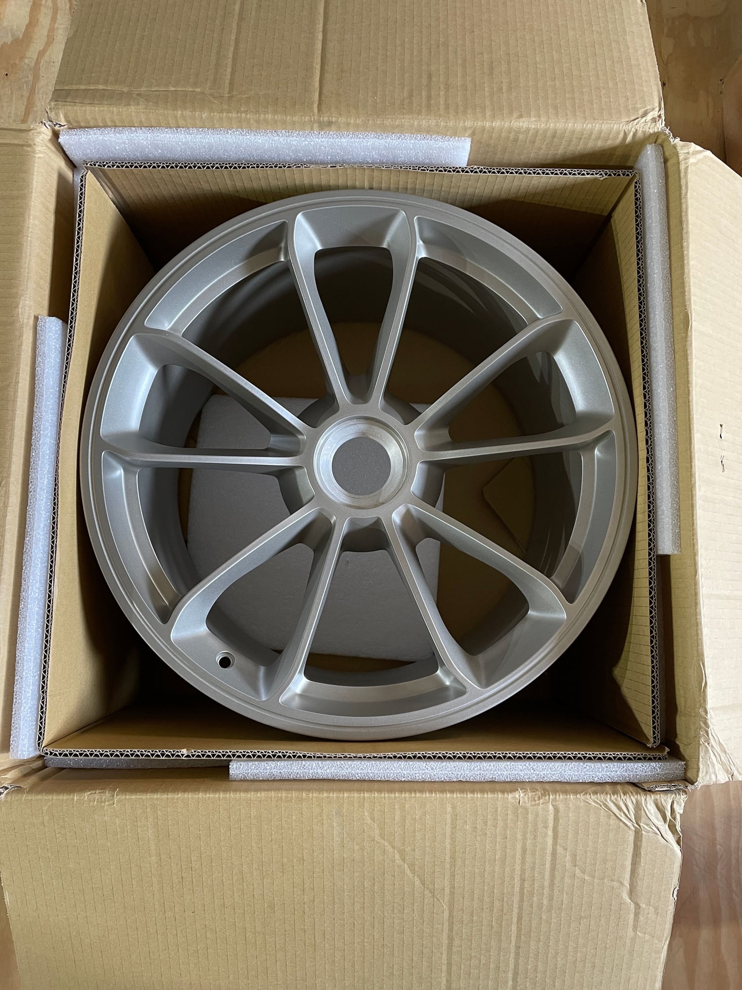 Wheels and Tires/Axles - 991 GT3 Centerlock Wheels - 9.5/10 Condition - Used - 2014 to 2019 Porsche 911 - Overland Park, KS 66221, United States