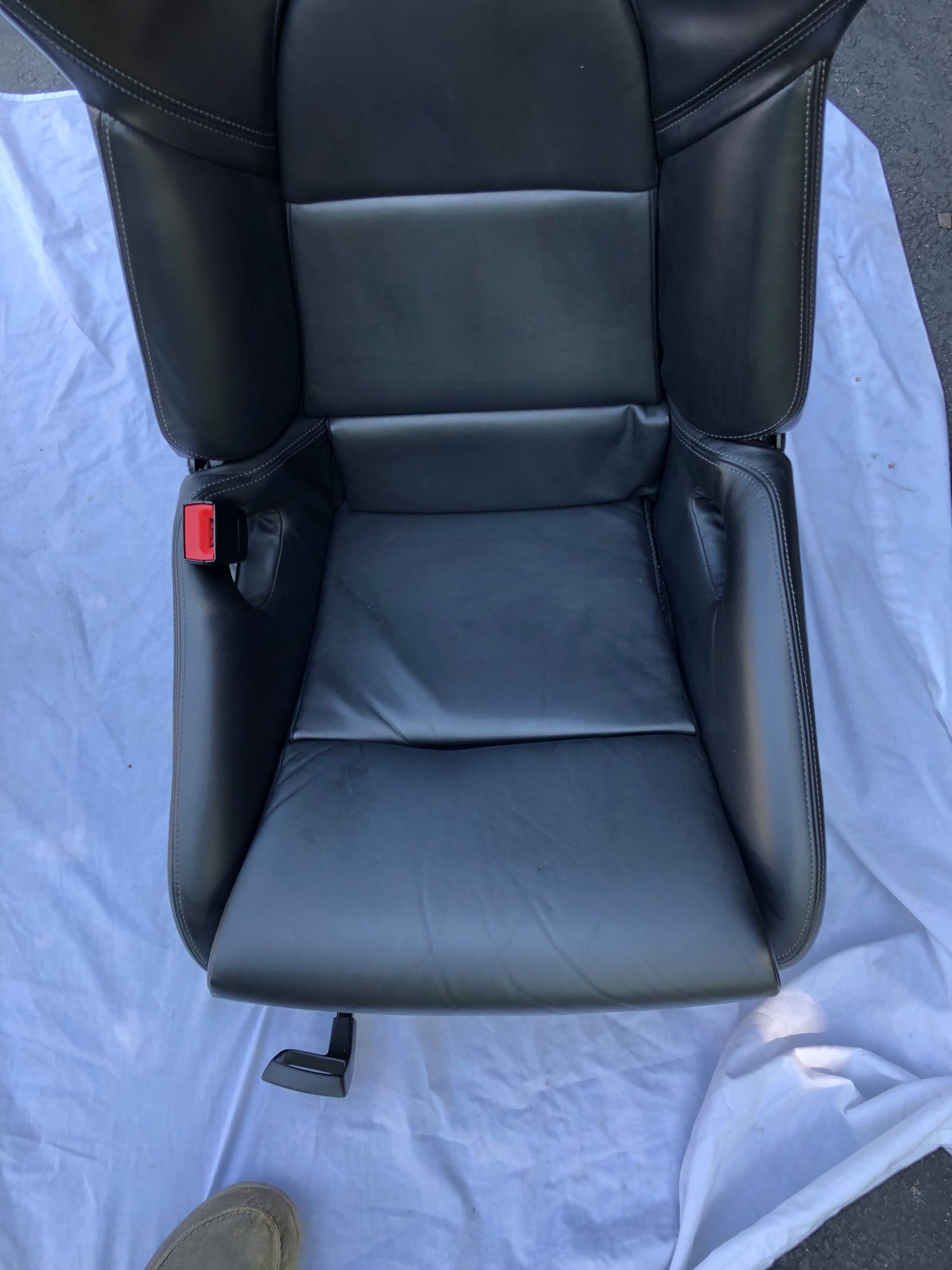 Interior/Upholstery - Carbon fiber  GT seats - Used - 2007 to 2018 Porsche 911 - Akron, OH 44303, United States