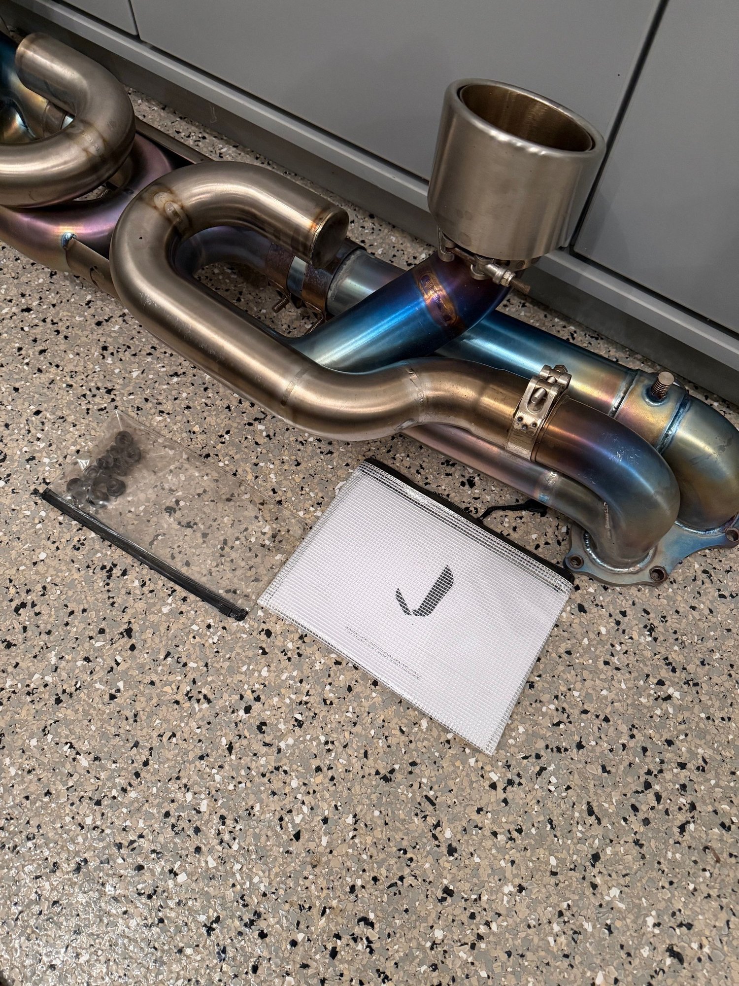 Engine - Exhaust - 718 GT4 JCR Titanium Non-Silenced Valved Race Pipe with Polished Inconel Rolled Tips - Used - Wayzata, MN 55447, United States