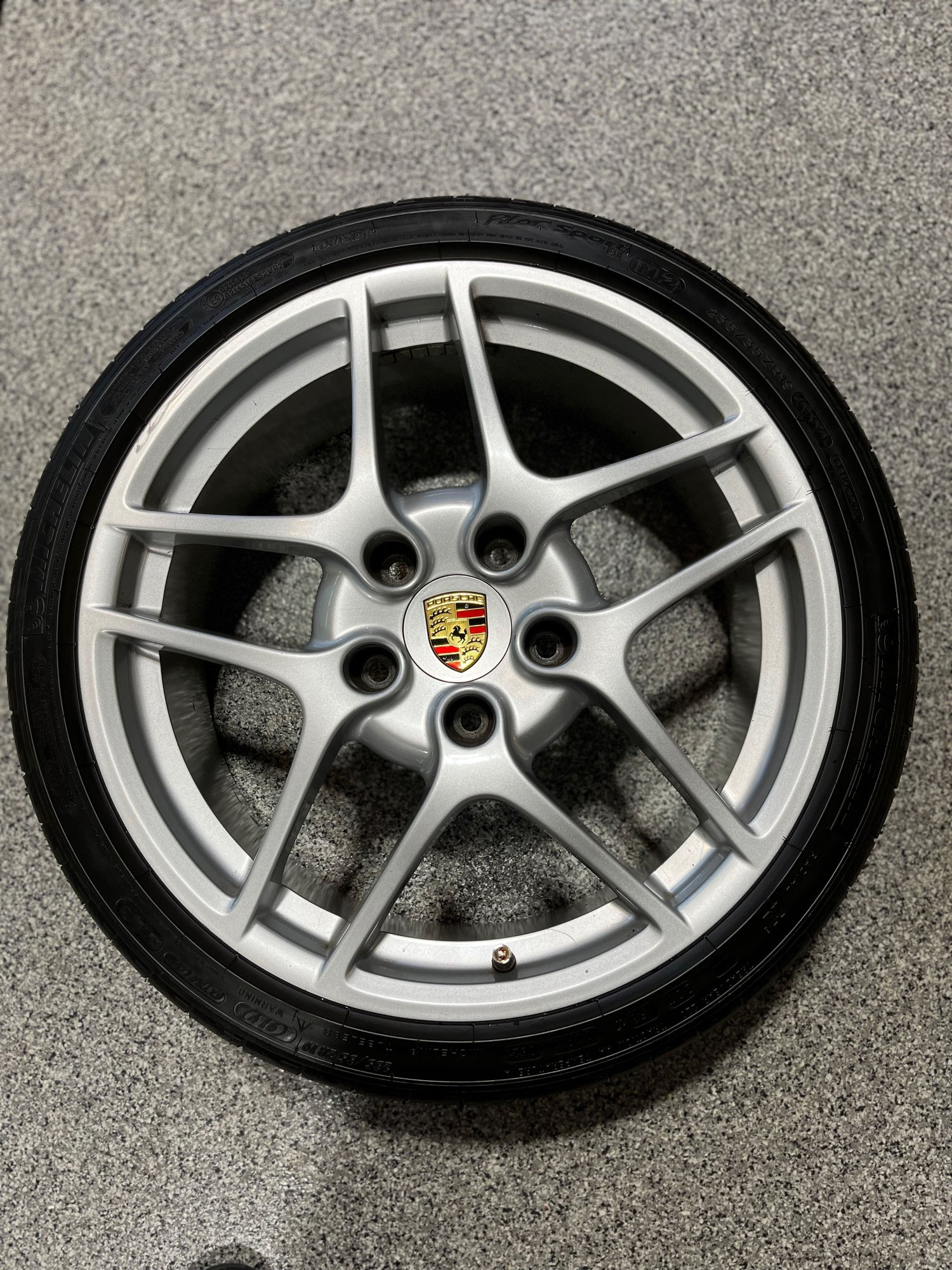 Wheels and Tires/Axles - Porsche Wheels & Tires from a 2010 Porsche 911 Carrera S - Used - 0  All Models - Morris Plains, NJ 07950, United States