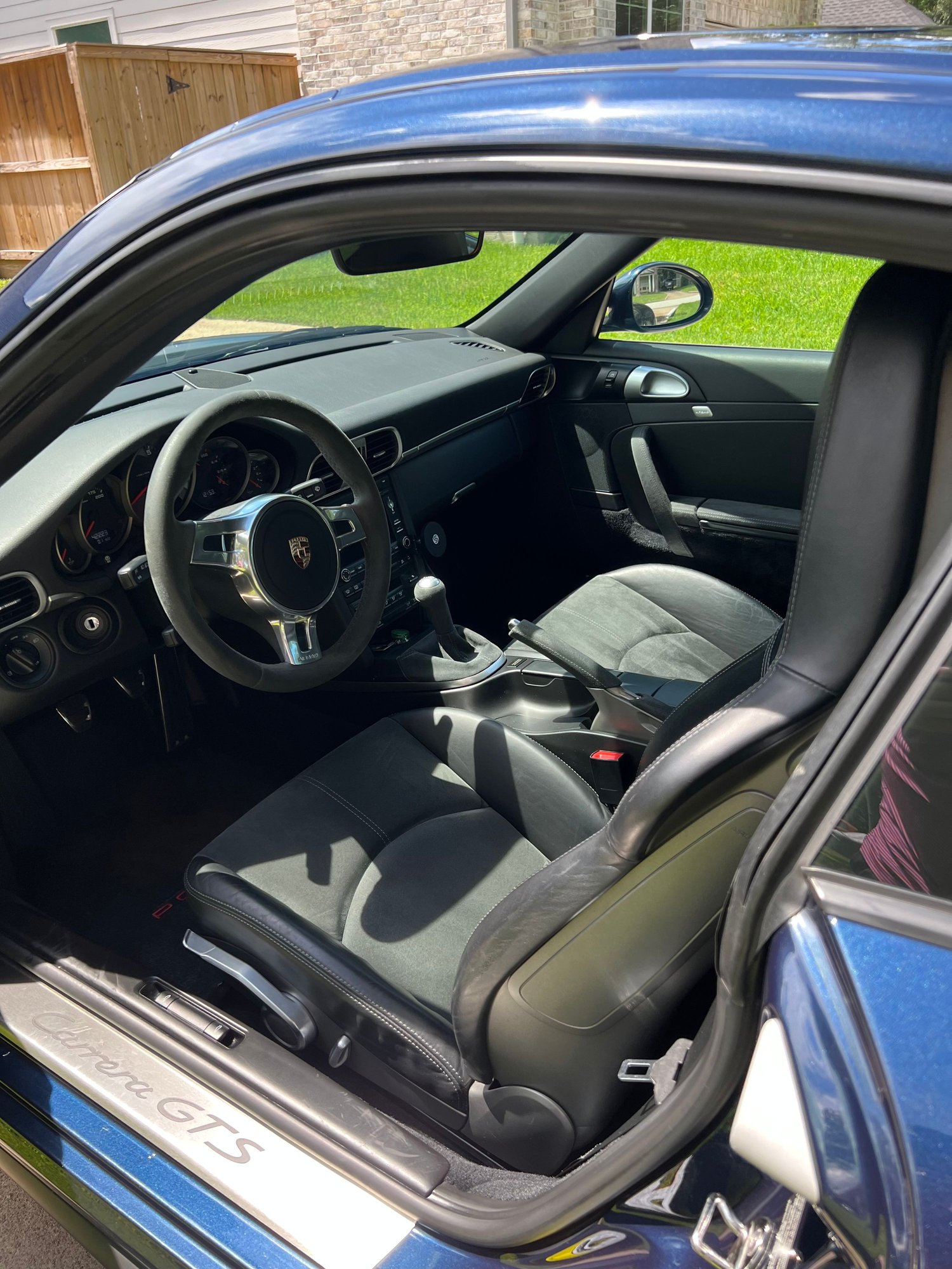 2011 Porsche 911 - 2011 Porsche 911 GTS Coupe 6MT in Dark Blue Metallic (Rare) - Used - VIN WP0AB2A97BS720989 - 42,000 Miles - 6 cyl - 2WD - Manual - Coupe - Blue - Houston, TX 77008, United States