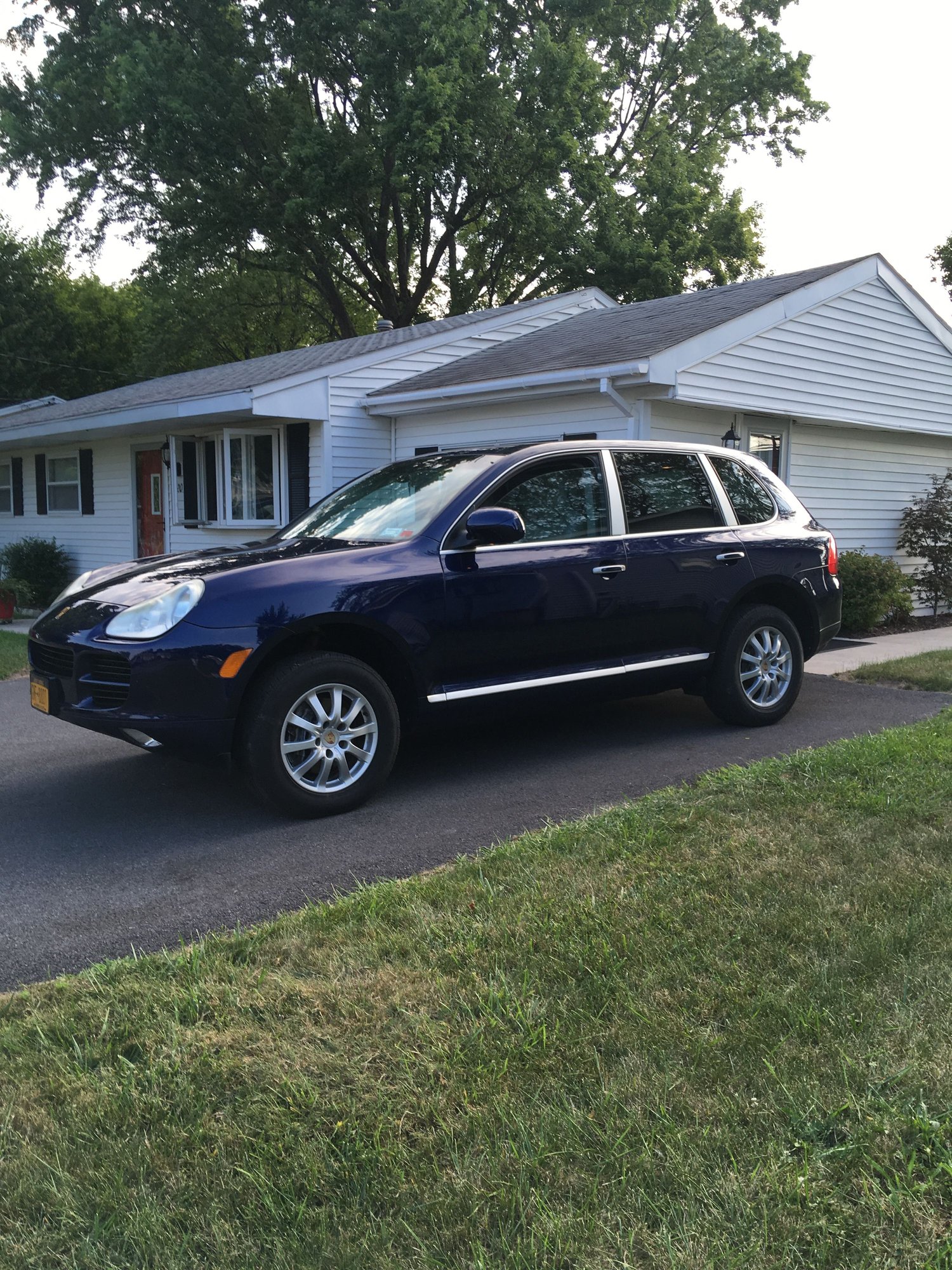 2006 Porsche Cayenne - Exceptionally clean, all wheel drive SUV, with cold weather package,Tiptronic S - Used - VIN WP1AA29P26LA21418 - 121,000 Miles - 6 cyl - AWD - Automatic - SUV - Blue - Syracuse, NY 13037, United States