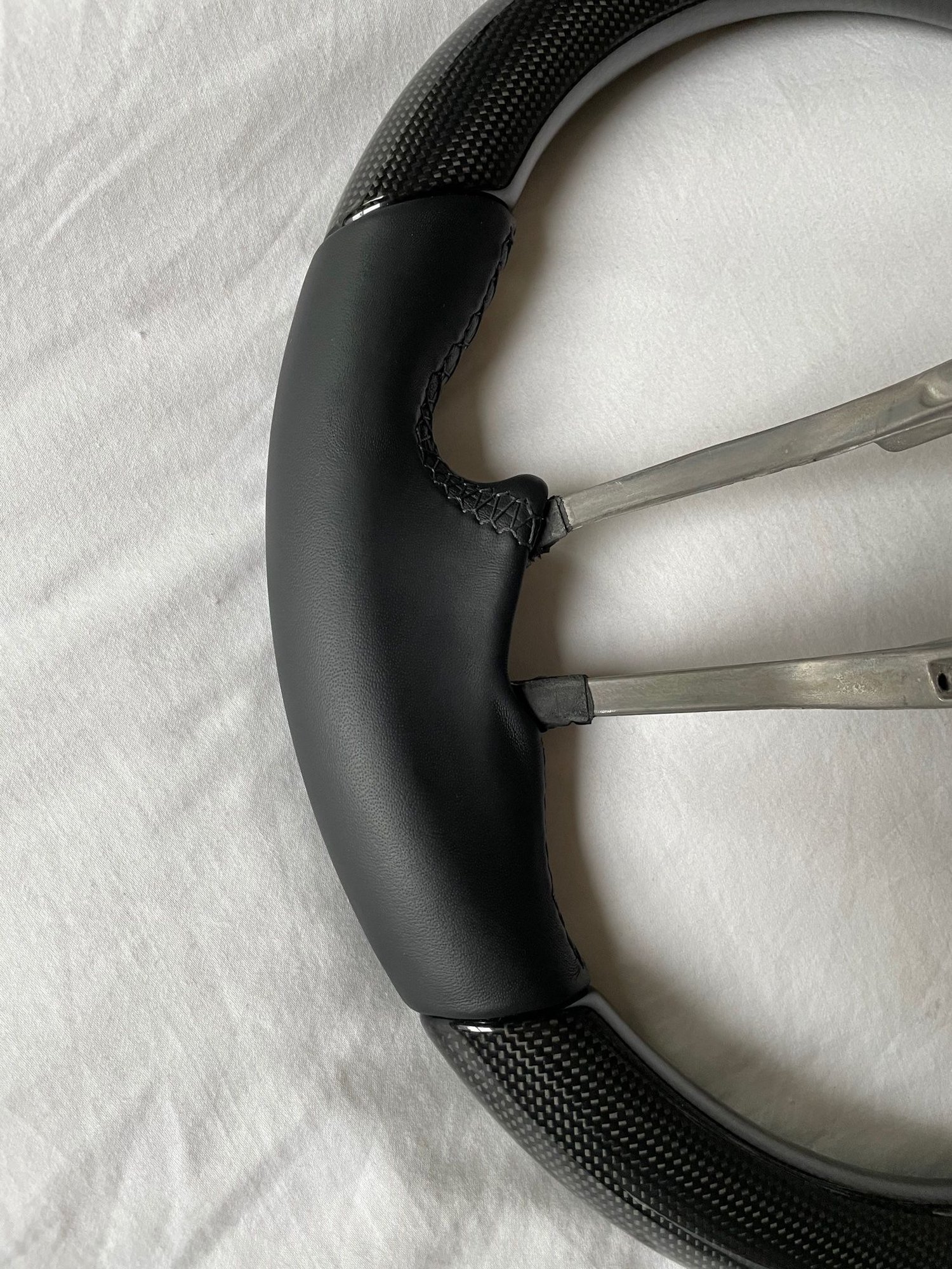 Steering/Suspension - OEM Heated Carbon Steering Wheel w/ Black leather; 991 Panamera Cayman Macan Cayenne - Used - 2016 to 2019 Porsche Panamera - Brooklyn, NY 11231, United States