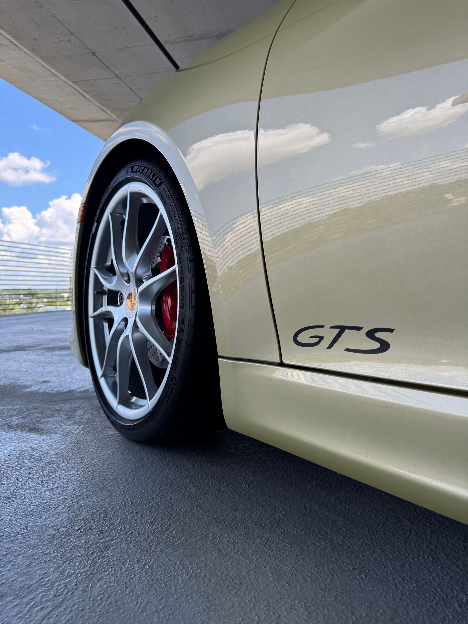 2015 Porsche Cayman - 2015 Cayman GTS Lime Gold Metallic - Used - VIN WP0AB2A80FK184139 - 3,289 Miles - 6 cyl - 2WD - Manual - Coupe - Gold - Orlando, FL 32811, United States