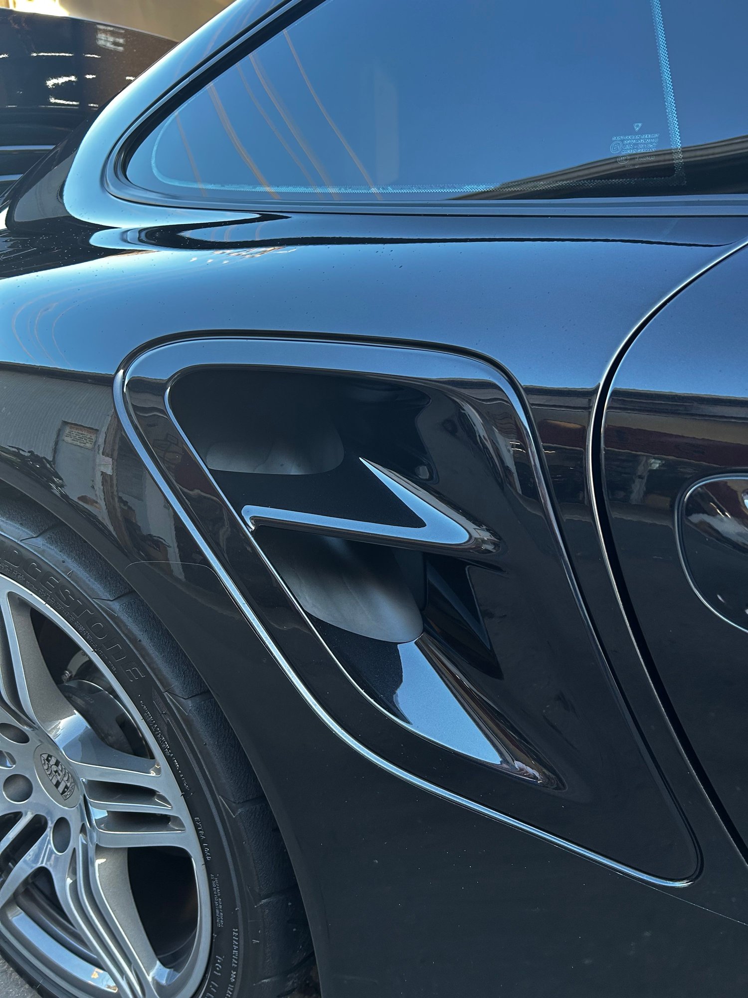 2009 Porsche 911 - Rare low mileage 2009 Turbo Coupe with 6speed and PCCBs - New - VIN WP0AD29959S766118 - 32,250 Miles - 6 cyl - AWD - Manual - Coupe - Black - Irvine, CA 92618, United States