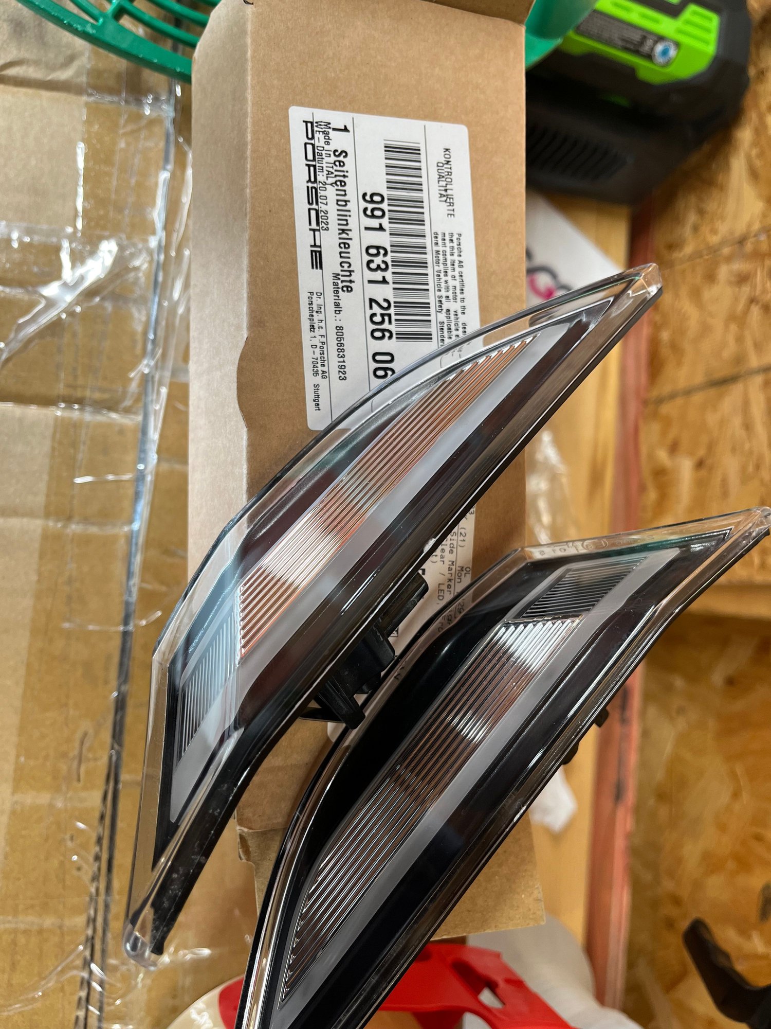 Lights - OE Clear Side Markers - Fits all 991, 718, 981 - Used - 2010 to 2025 Porsche All Models - Nashville, TN 37209, United States