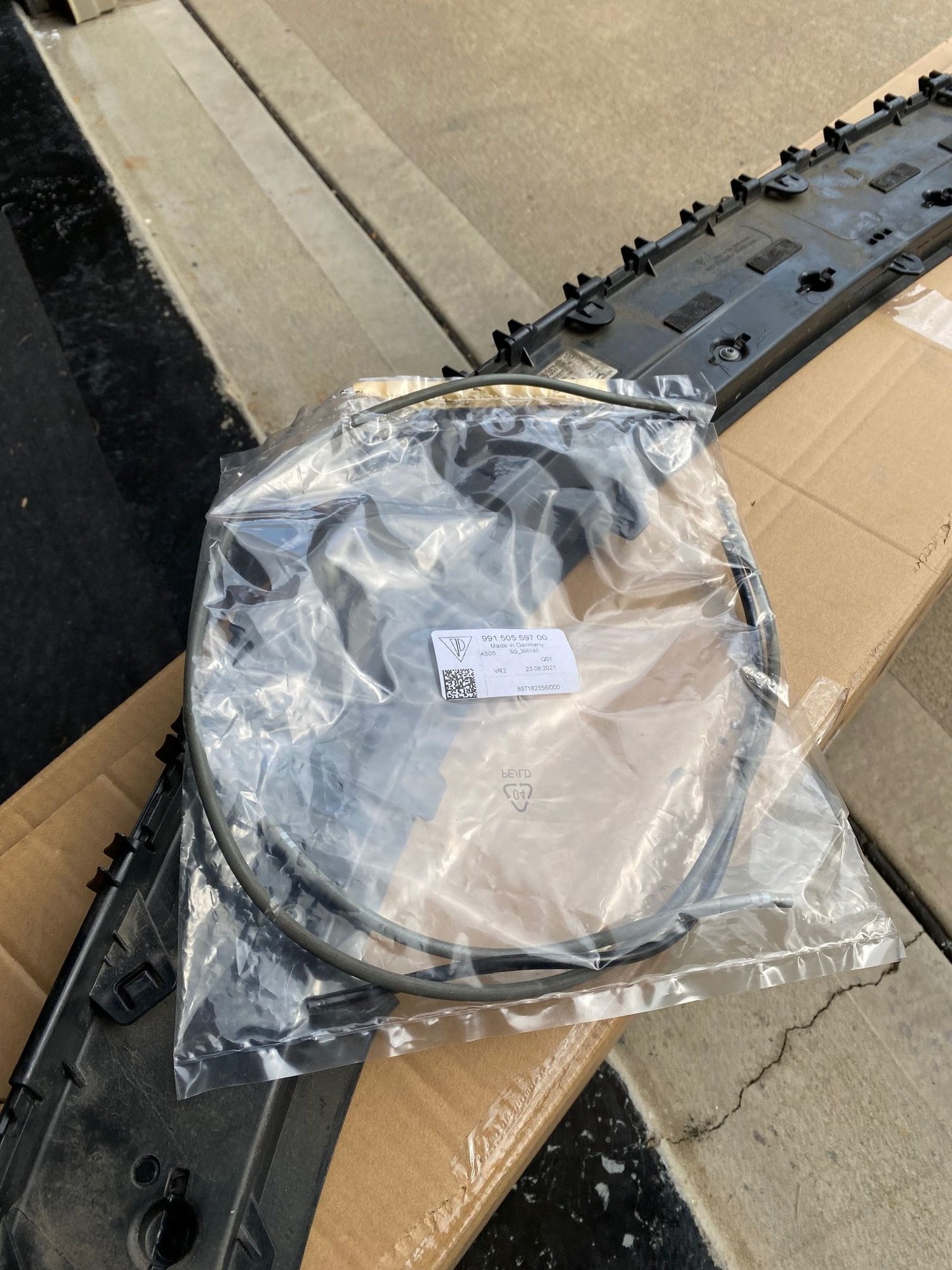 Exterior Body Parts - 2014-2019 911 Turbo models.  Replacement Spoiler Lip Assembly (Complete) - Used - 0  All Models - Pittsburgh, PA 15235, United States