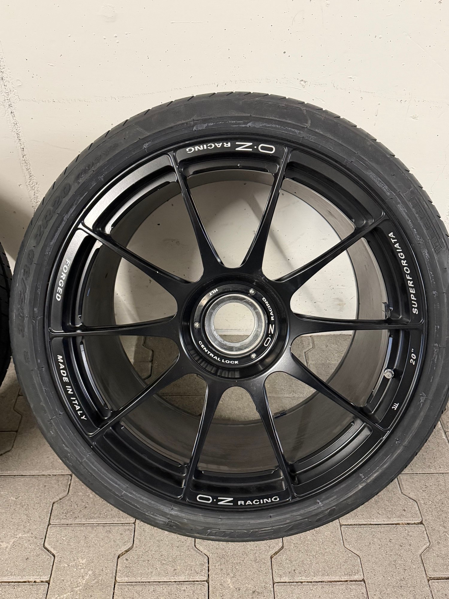 Wheels and Tires/Axles - OZ Racing 20" Superforgiata Forged Wheels - Used - -1 to 2027  All Models - Stuttgart, Germany