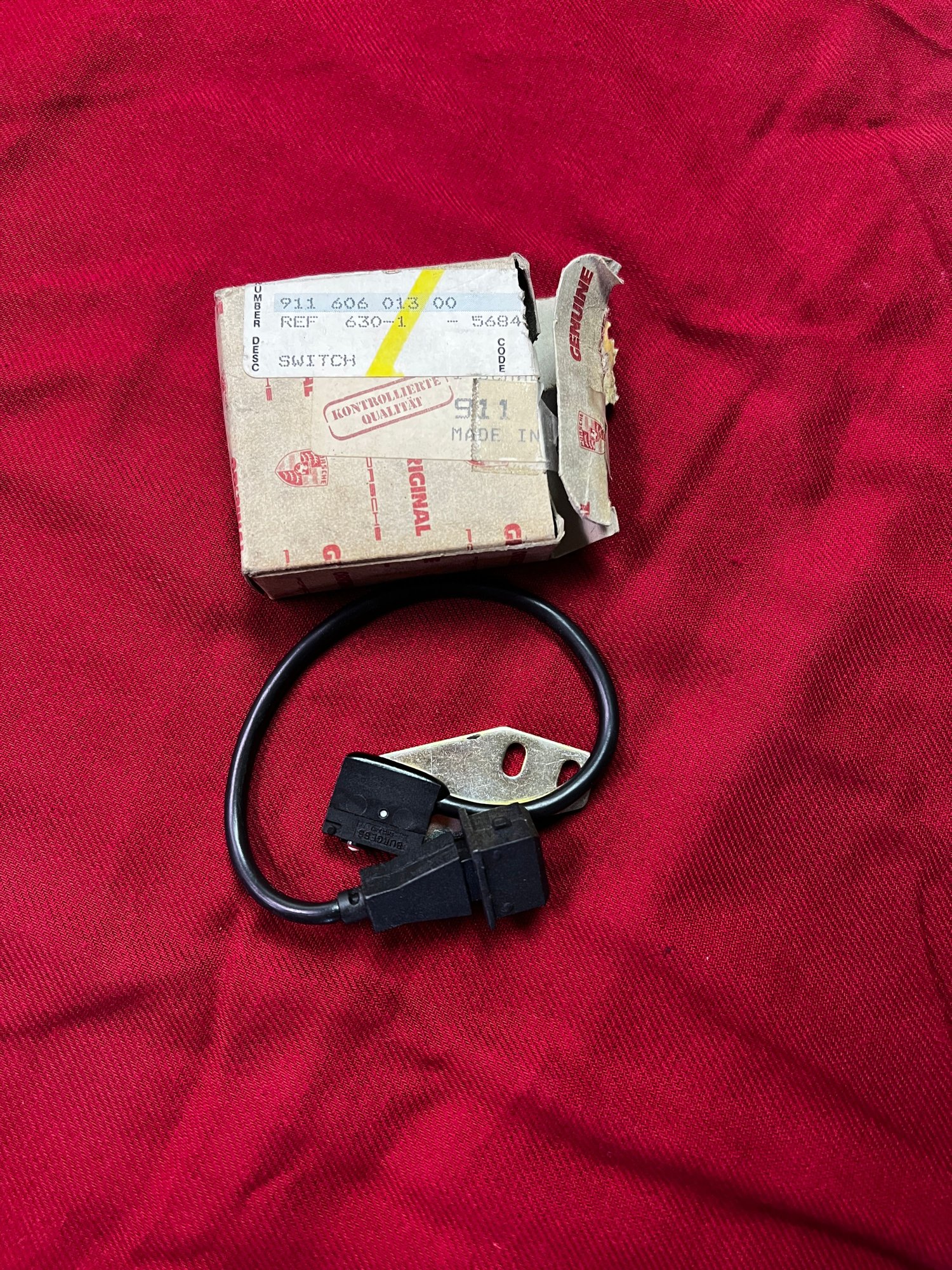 Miscellaneous - Porsche 911 MicroSwitch 911 606 013 00 - New - All Years Porsche 911 - Tulsa, OK 74145, United States