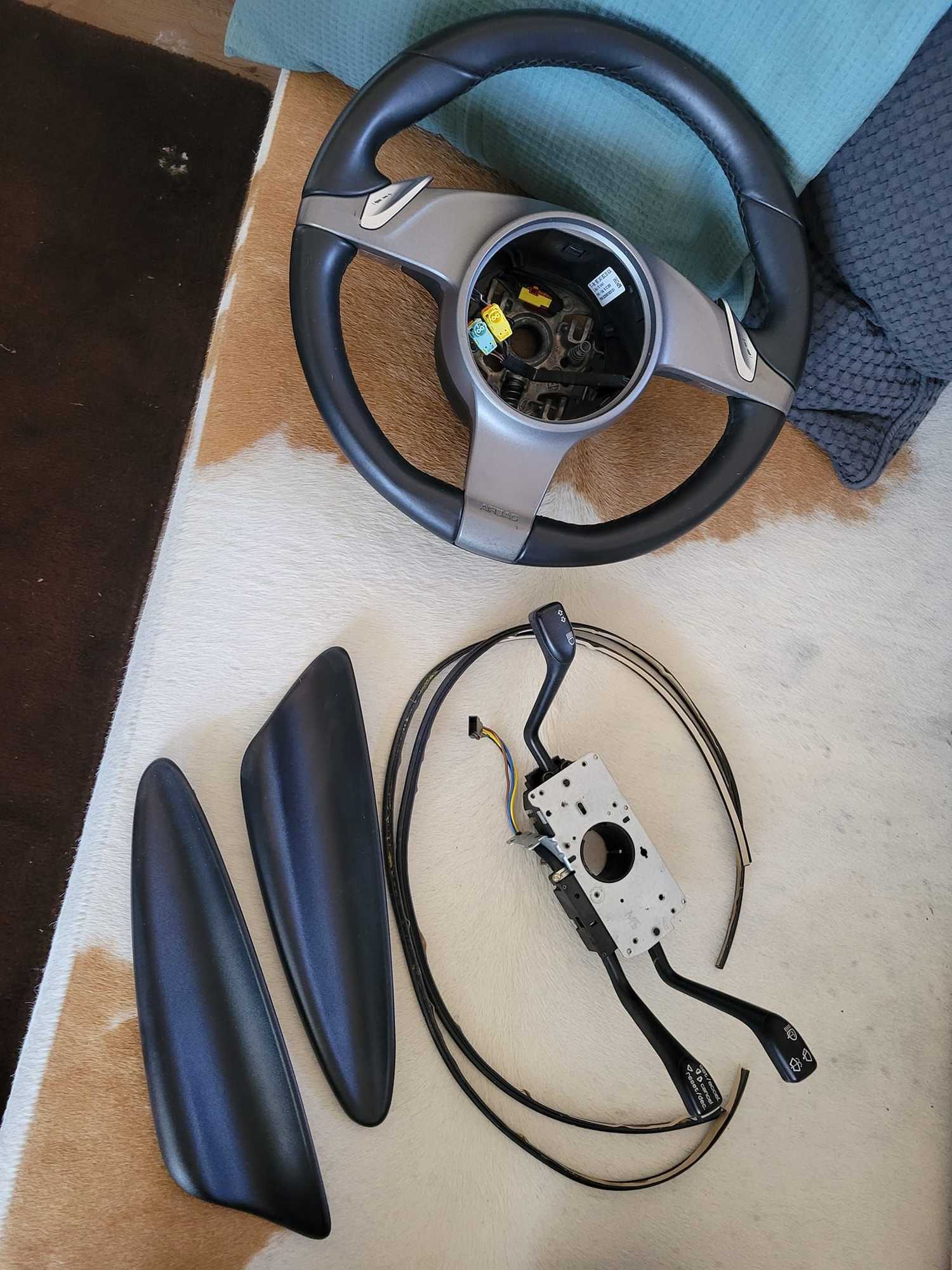 Interior/Upholstery - Black leather PDK steering wheel for 987.2 and 997.2 - Used - Des Plaines, IL 60016, United States