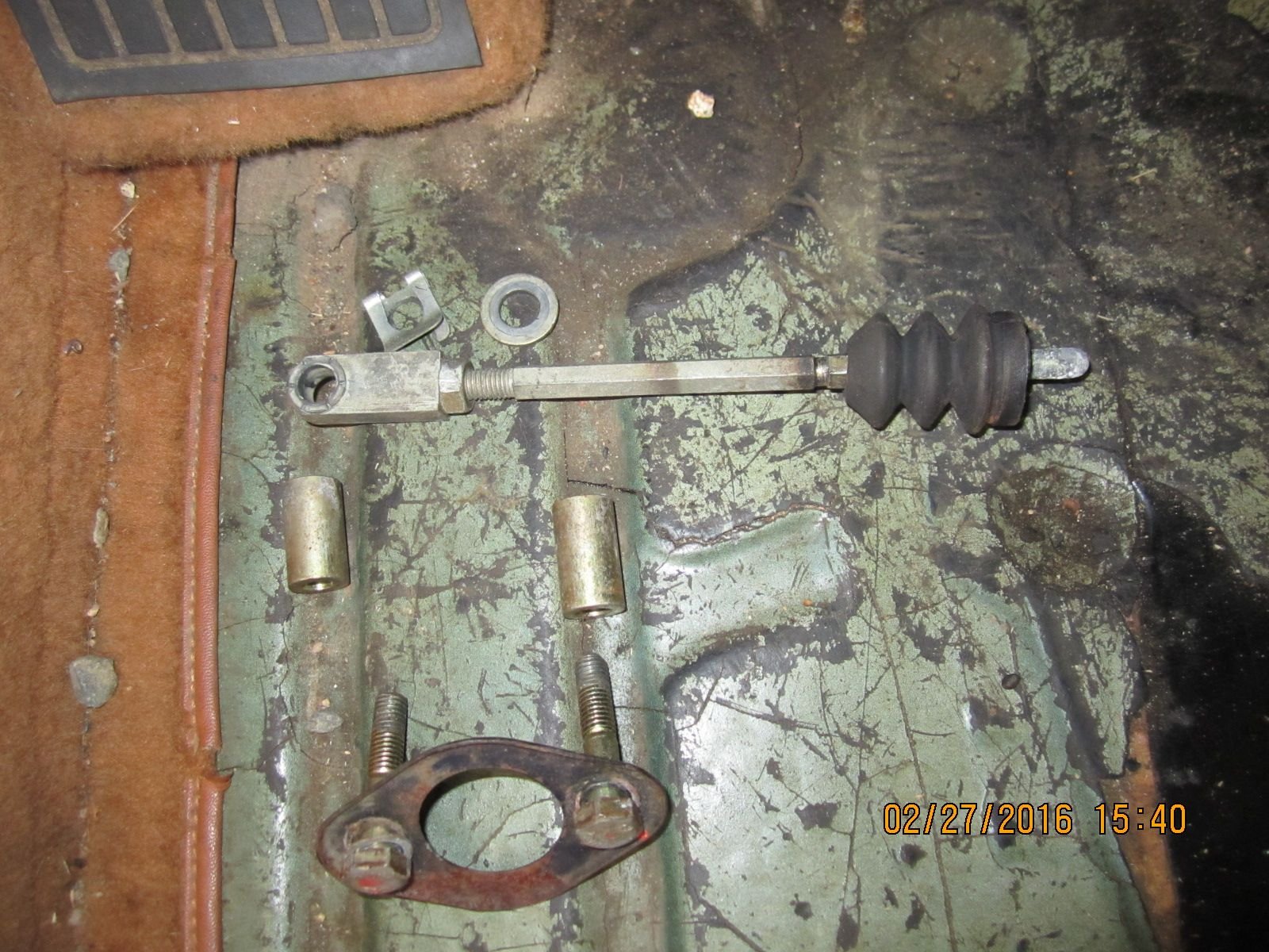 Removing Clutch Master Cylinder, stuck Rennlist Porsche Discussion