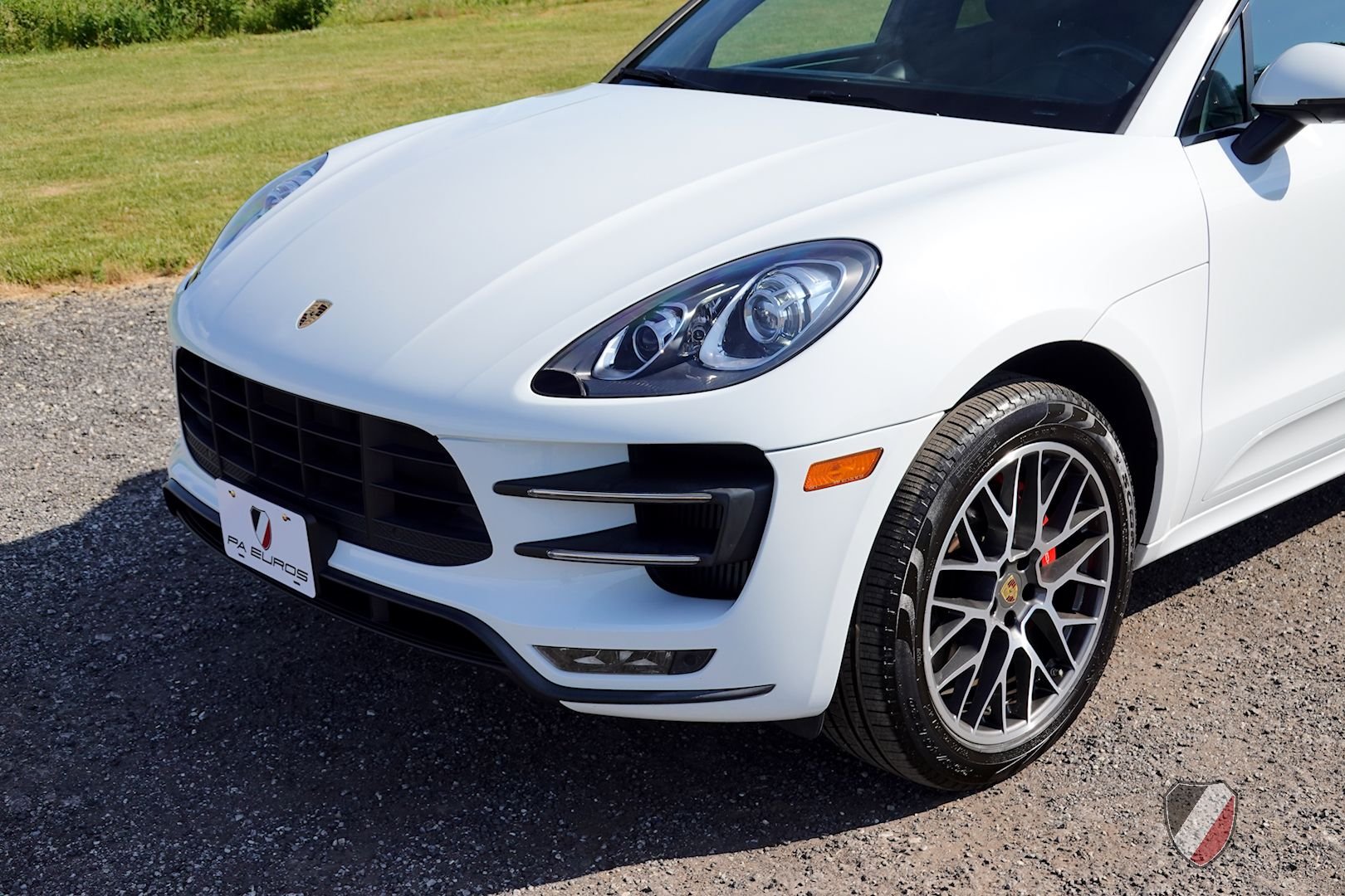 2018 Porsche Macan - 2018 Porsche Macan Turbo, one owner - Used - VIN WP1AF2A55JLB70071 - 40,053 Miles - 6 cyl - AWD - Automatic - SUV - White - Exton, PA 19341, United States