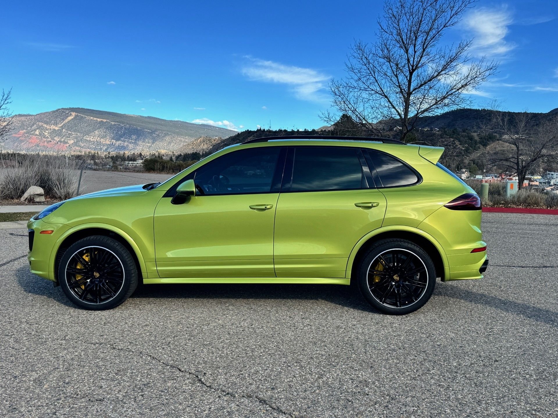 2016 Porsche Cayenne - 2016 Porsche Cayenne Turbo S – Peridot Metallic – $189K MSRP – Excellent Condition - Used - VIN WPA1C2A2XGLA86660 - 86,000 Miles - 8 cyl - AWD - Automatic - SUV - Other - Durango, CO 81301, United States