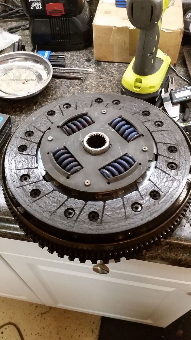 Worn clutch disc Rennlist Porsche Discussion Forums