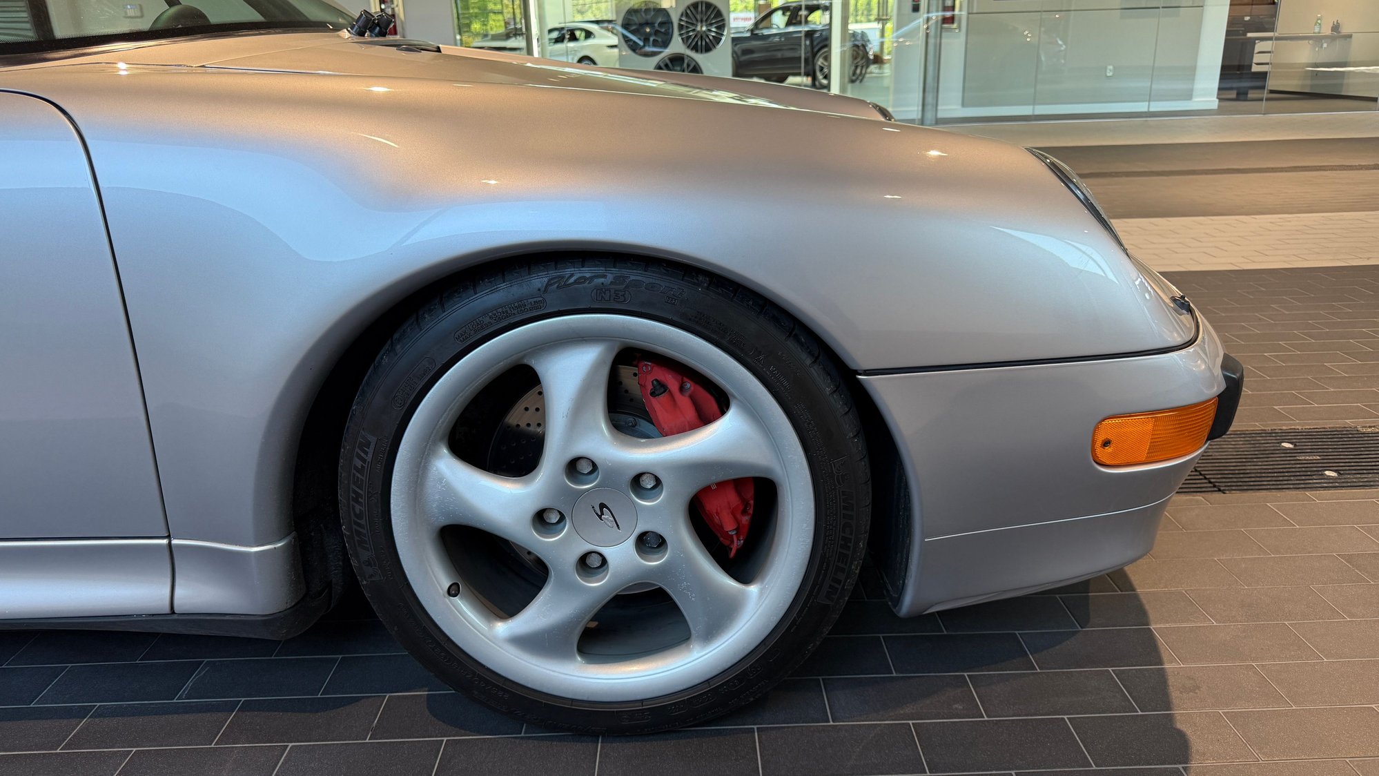 1997 Porsche 911 - 1997 Porsche 911 Carrera 4S - Used - VIN WP0AA2990VS320560 - 148,665 Miles - 6 cyl - 2WD - Manual - Coupe - Silver - Richmond, VA 23113, United States