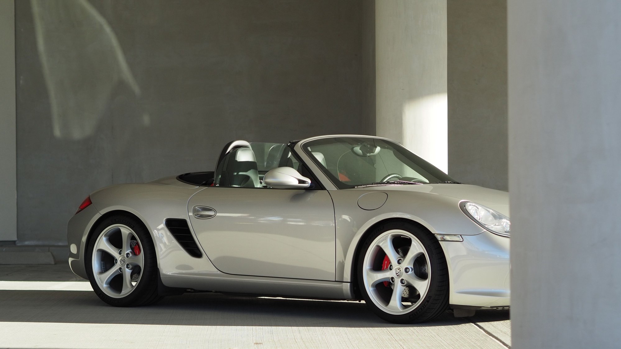 2010 Porsche Boxster - 2010 987.2 Boxster S 23k miles SoCal Enthusiast Owned 6-Speed - Used - VIN WP0CB2A86AU730383 - 23,300 Miles - 6 cyl - 2WD - Manual - Convertible - Silver - Irvine, CA 92612, United States