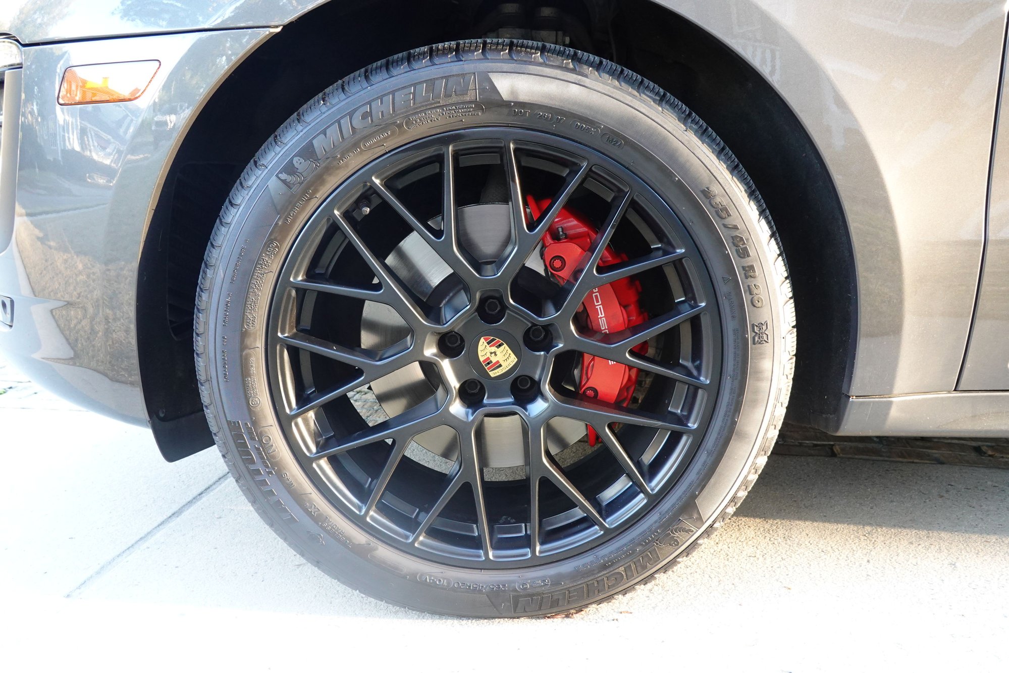 2018 Porsche Macan - 2018 Porsche Macan GTS | Agate Grey | Luxor Beige | ~58k miles | Dealer-maintained - Used - Daniel Island, SC 29492, United States