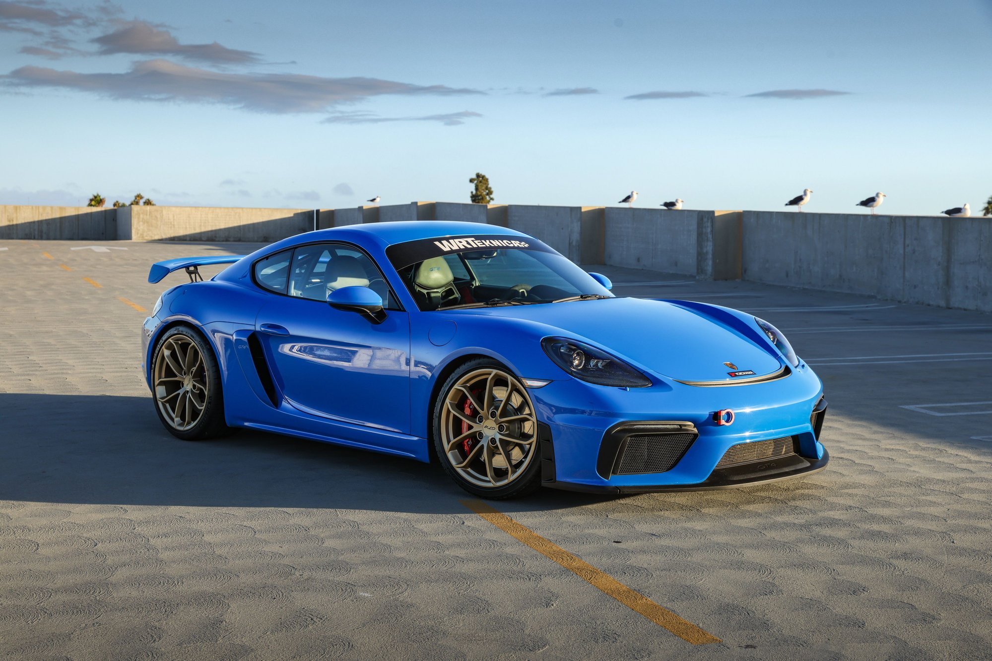 2022 Porsche 718 - 2022 Porsche 718 Cayman GT4 - Used - VIN WP0AC2A87NS275243 - 13,050 Miles - 6 cyl - 2WD - Automatic - Coupe - Blue - Ventura, CA 93003, United States
