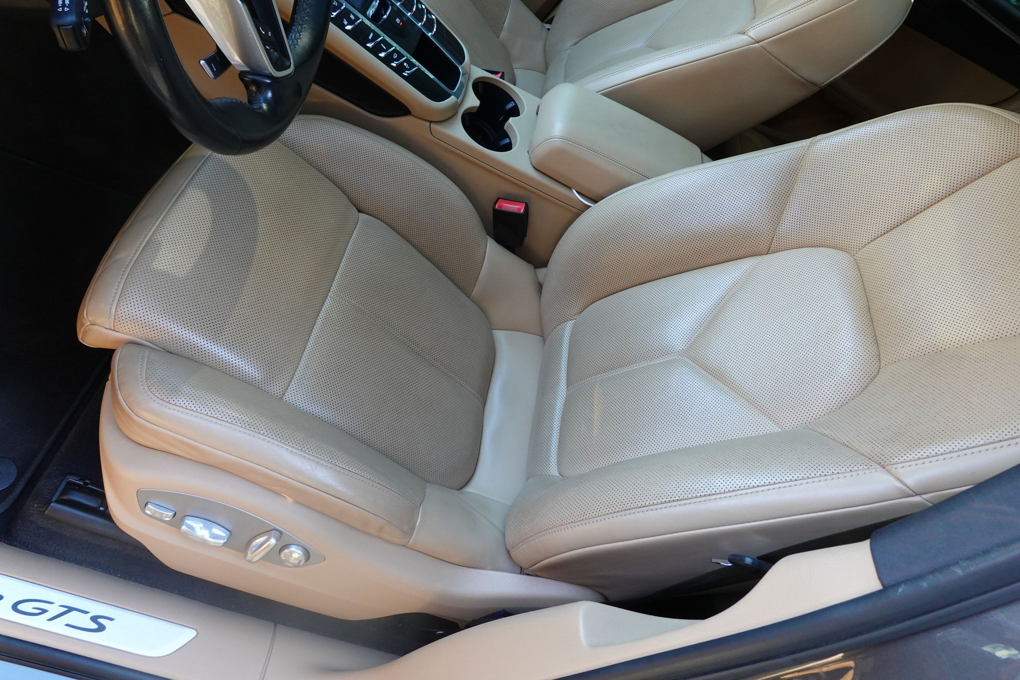 2018 Porsche Macan - 2018 Porsche Macan GTS | Agate Grey | Luxor Beige | ~58k miles | Dealer-maintained - Used - Daniel Island, SC 29492, United States