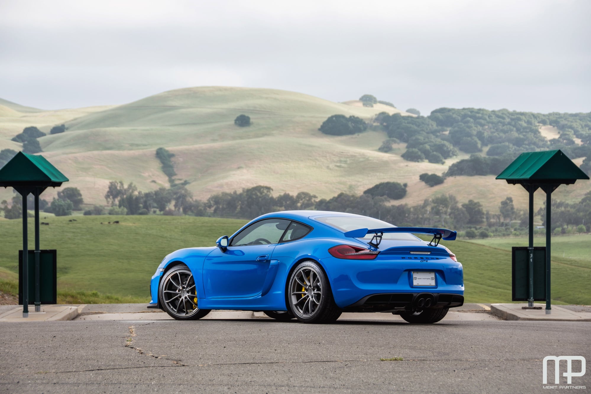 2016 Porsche Cayman GT4 - 2016 Porsche Cayman GT4 Paint-to-Sample Voodoo Blue - Used - VIN WP0AC2A84GK191576 - 970 Miles - 6 cyl - 2WD - Manual - Coupe - Blue - Atlanta, GA 30360, United States