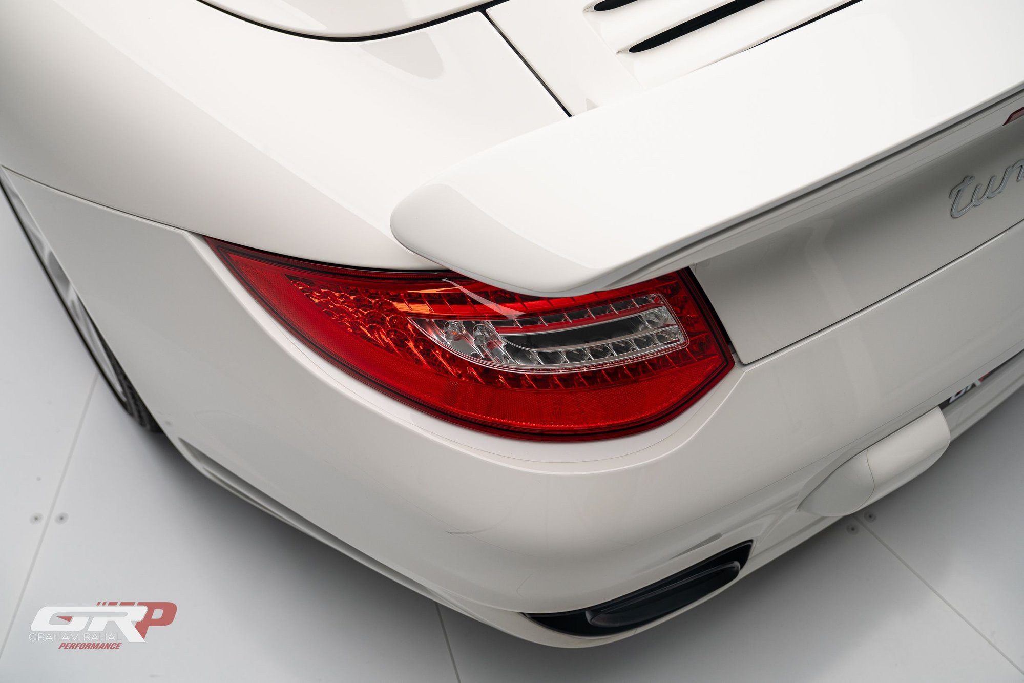 2011 Porsche 911 - 2011 Turbo S Cabriolet - Carrara White over Carrara Red - Used - VIN WP0CD2A99BS77335 - 24,768 Miles - 6 cyl - AWD - Automatic - Convertible - White - Indianapolis, IN 46077, United States