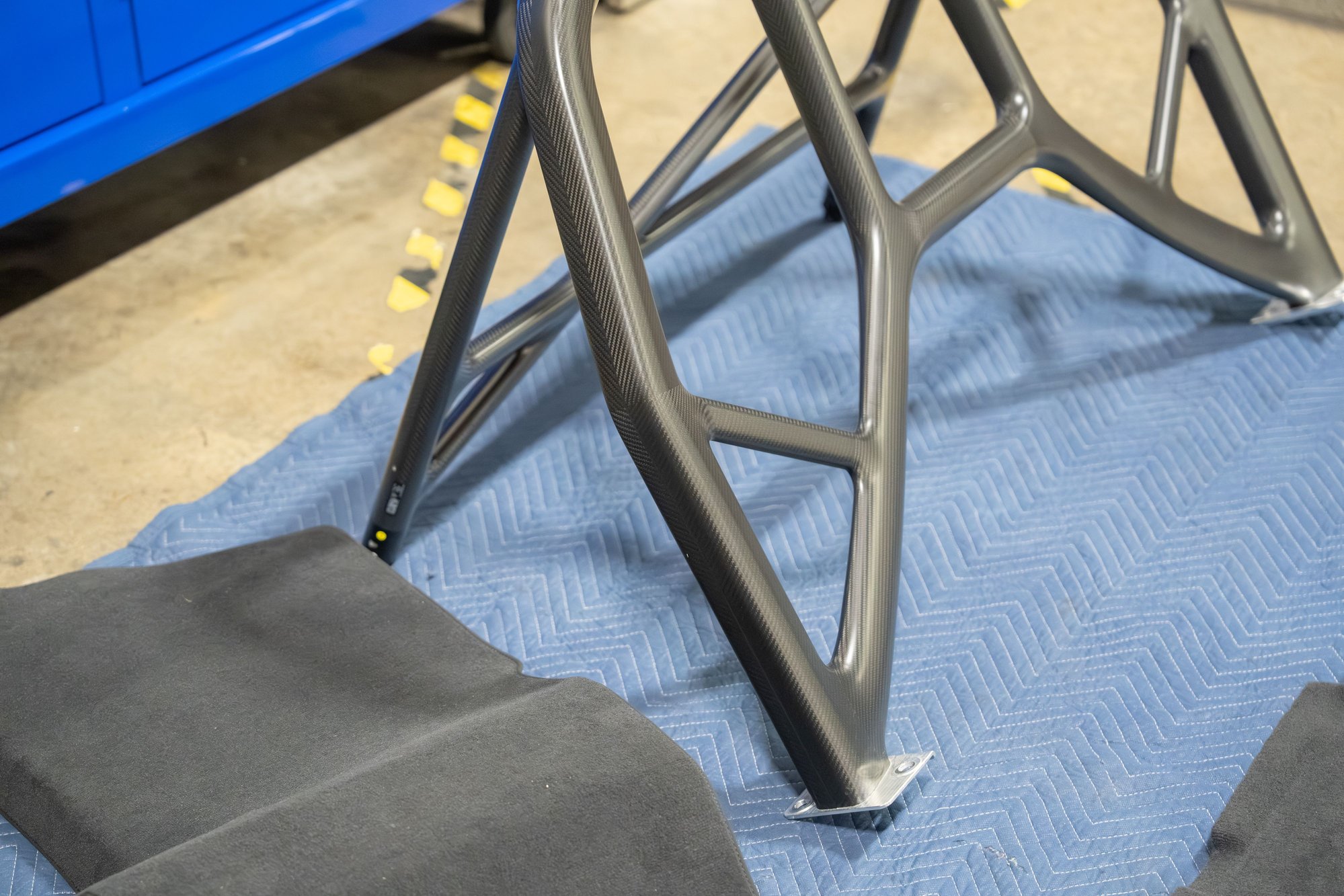 Interior/Upholstery - 992 Porsche OEM Carbon Fiber Roll Bar - Used - -1 to 2026  All Models - Orlando, FL 32750, United States