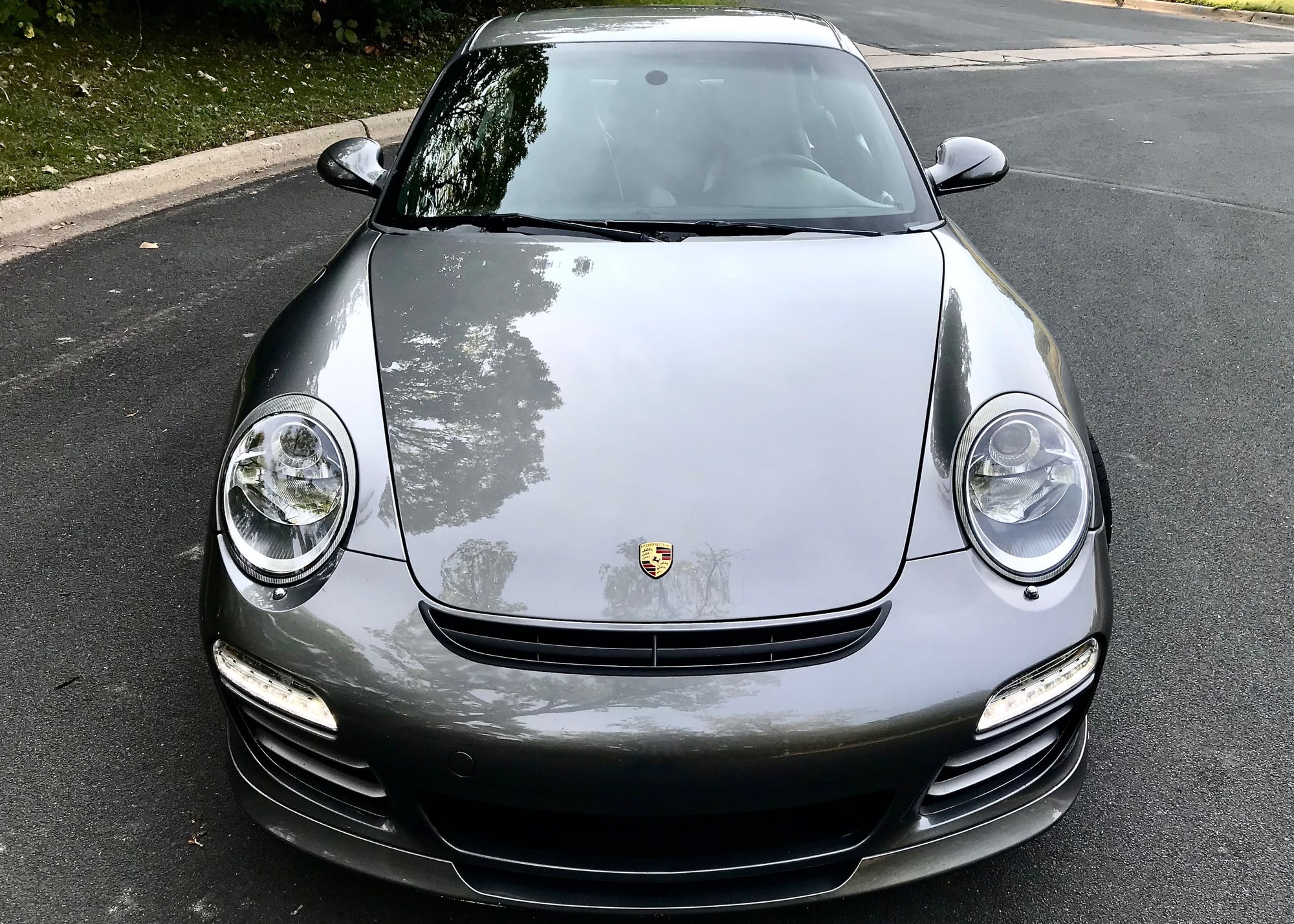 2009 Porsche 911 - 2009 Porsche 911 C4S - Used - VIN WP0AB29969S720397 - 75,000 Miles - 6 cyl - AWD - Automatic - Coupe - Gray - Bloomington, MN 55438, United States
