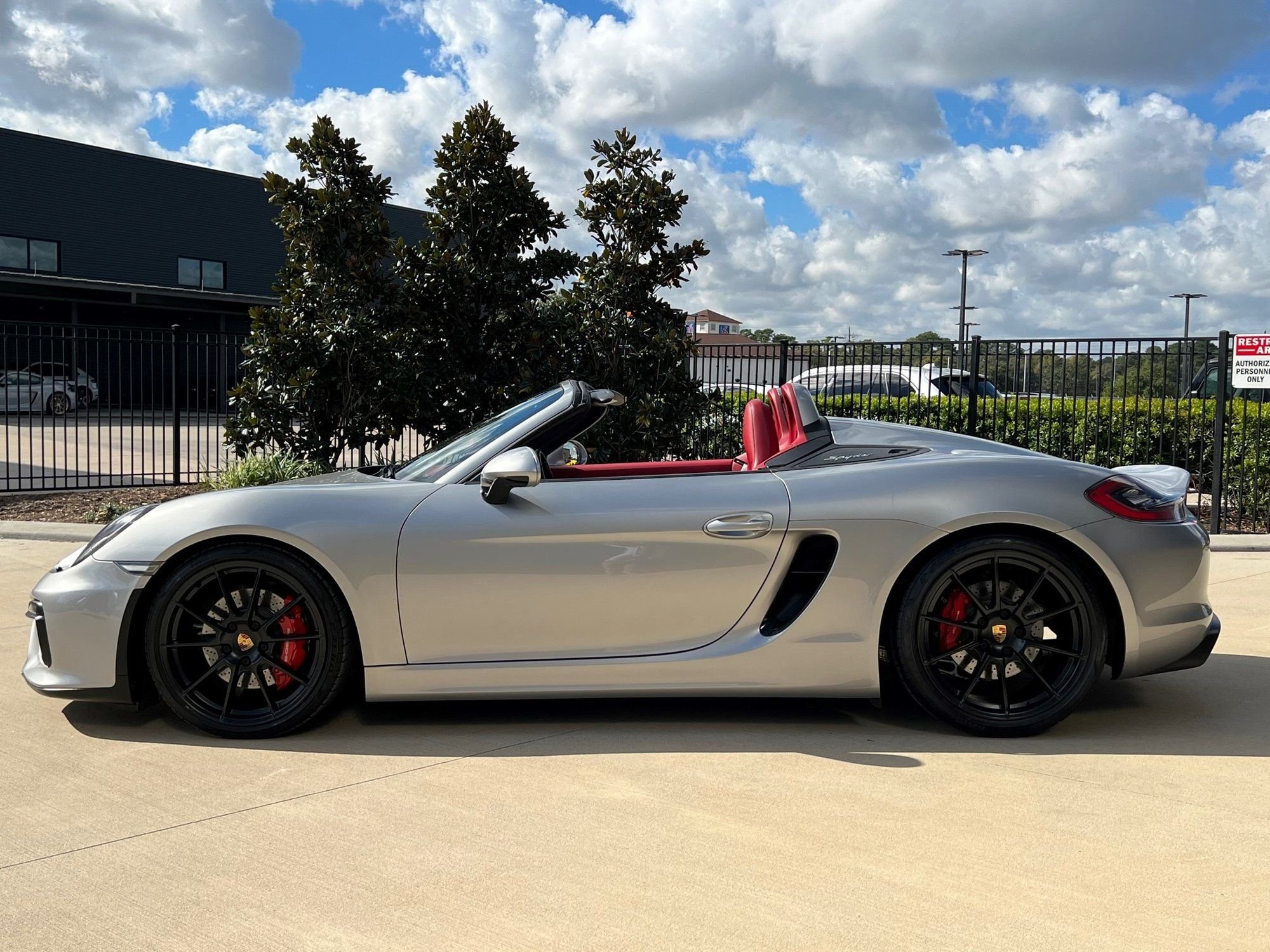 2016 Porsche Boxster - 2016 Spyder CPO till Nov '23 GT Silver, classic interior, extended leather, Burmester - Used - VIN WP0CC2A87GS152618 - 6 cyl - 2WD - Manual - Convertible - Silver - Raleigh, NC 27613, United States